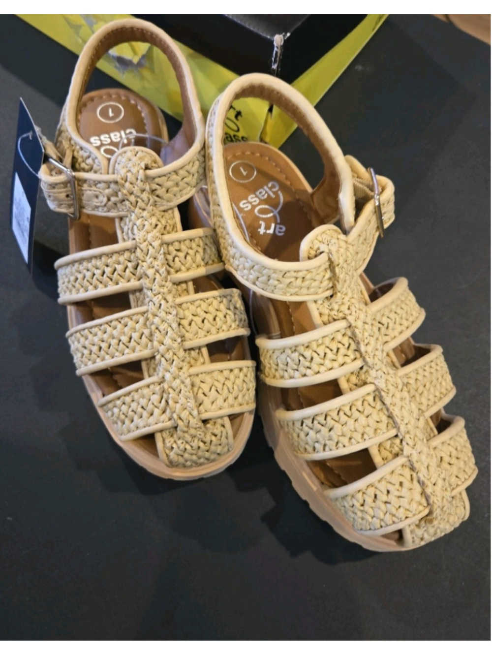 Art Class Girls Beige Woven Tootie Sandals Platform Buckle Strap Sz 1 New (D-30)